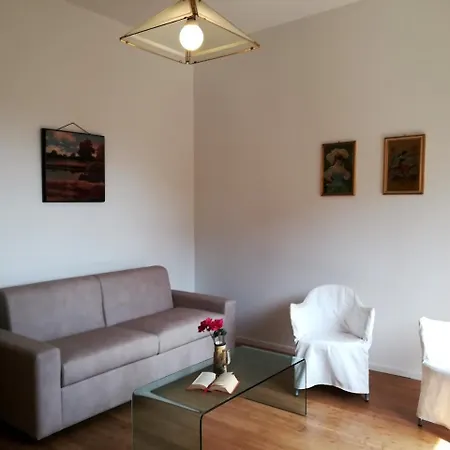 Casa Elena By Holiday World Apartment